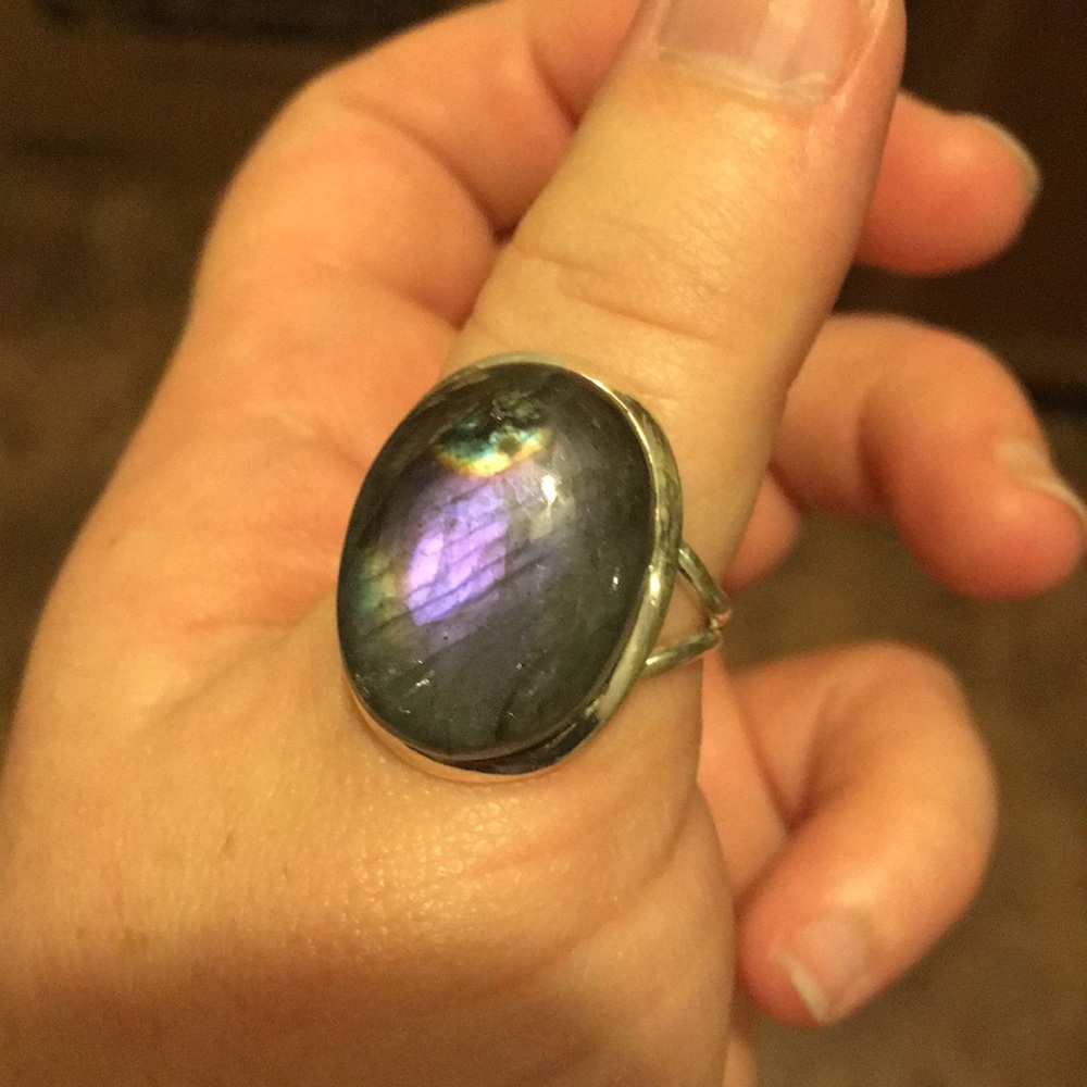 Sterling silver purple labradorite ring